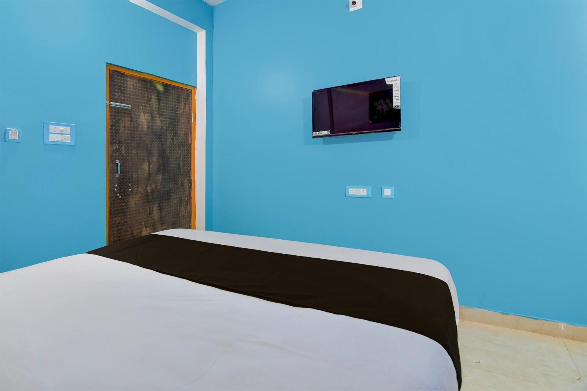 Hotel O Blue Valley Khandagiri Buitenkant foto